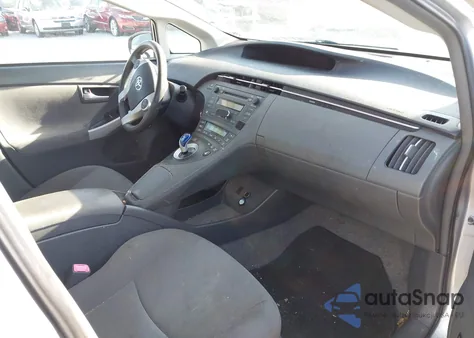 2011 Toyota Prius Three from USA, damaged, VIN JTDKN3DU6B5301709